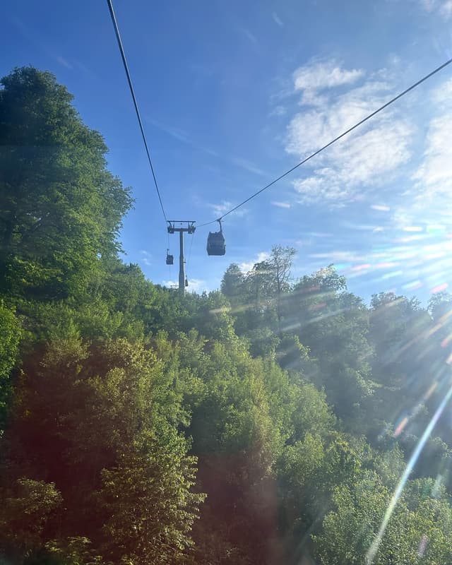 tour introductory image